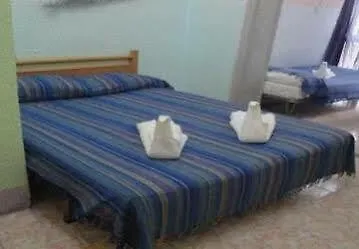 Hostal Eden Barcelona 2*,